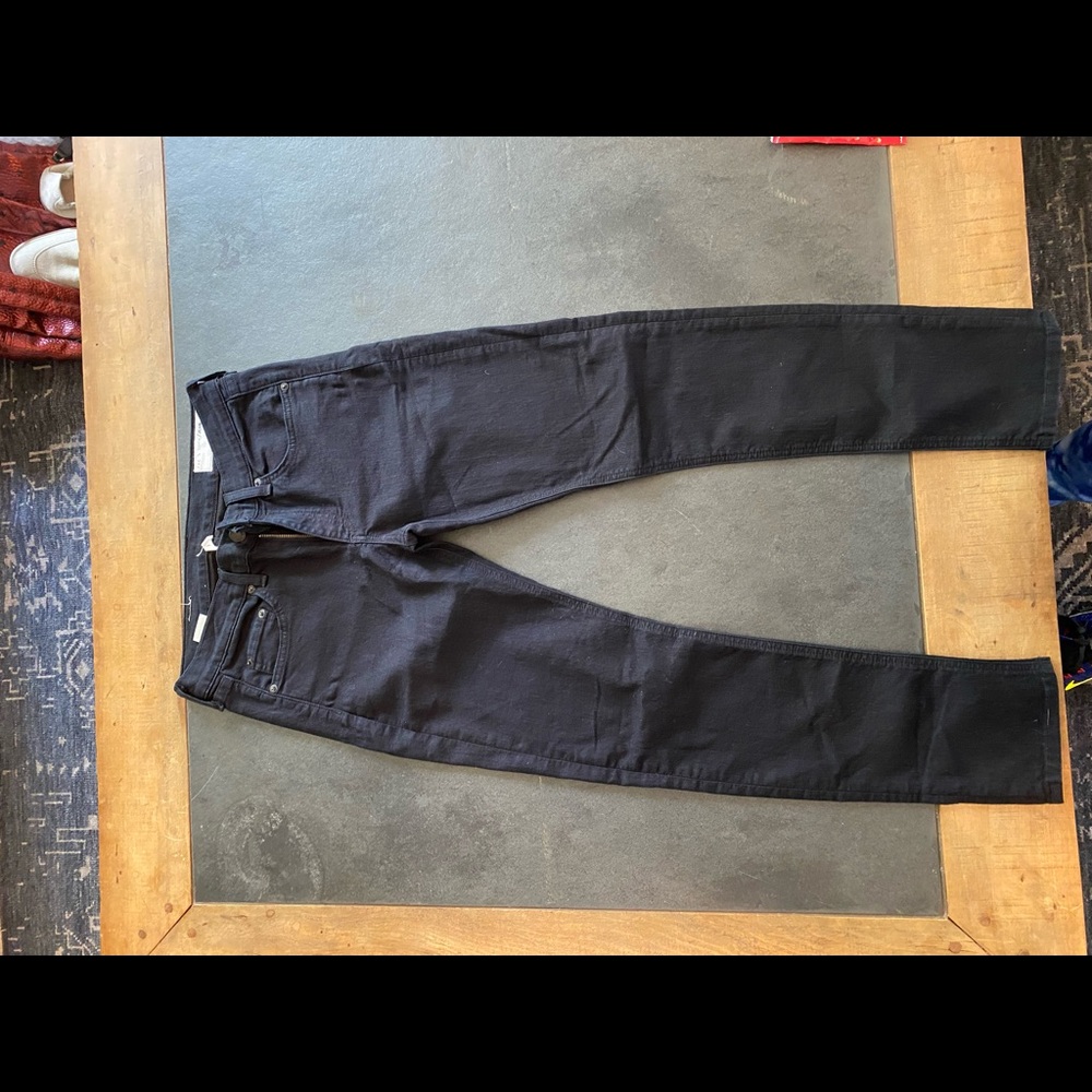 Rag and Bones skinny jean in size 28 black
